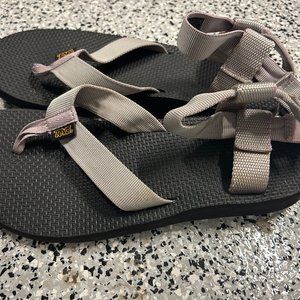 Teva Womens Sandals Size 8